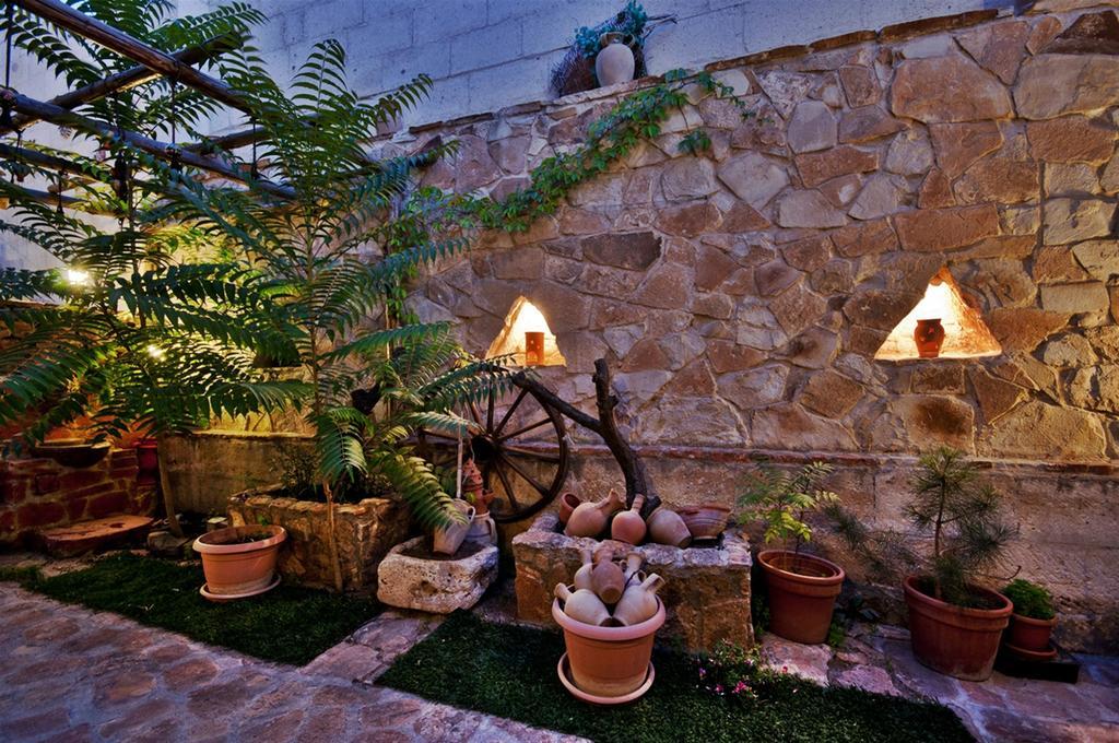Adanos Konuk Evi Avanos Bagian luar foto