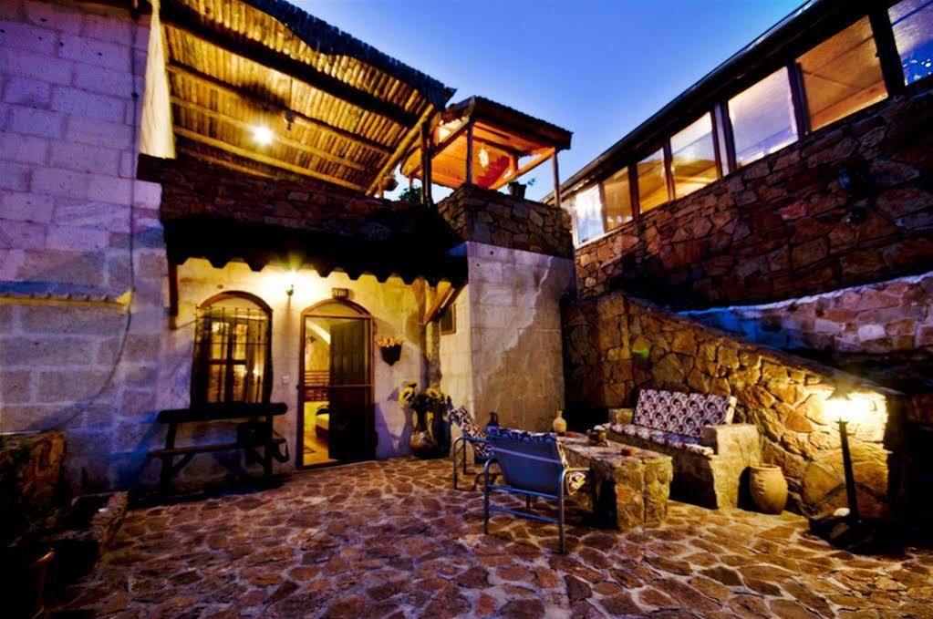 Adanos Konuk Evi Avanos Bagian luar foto